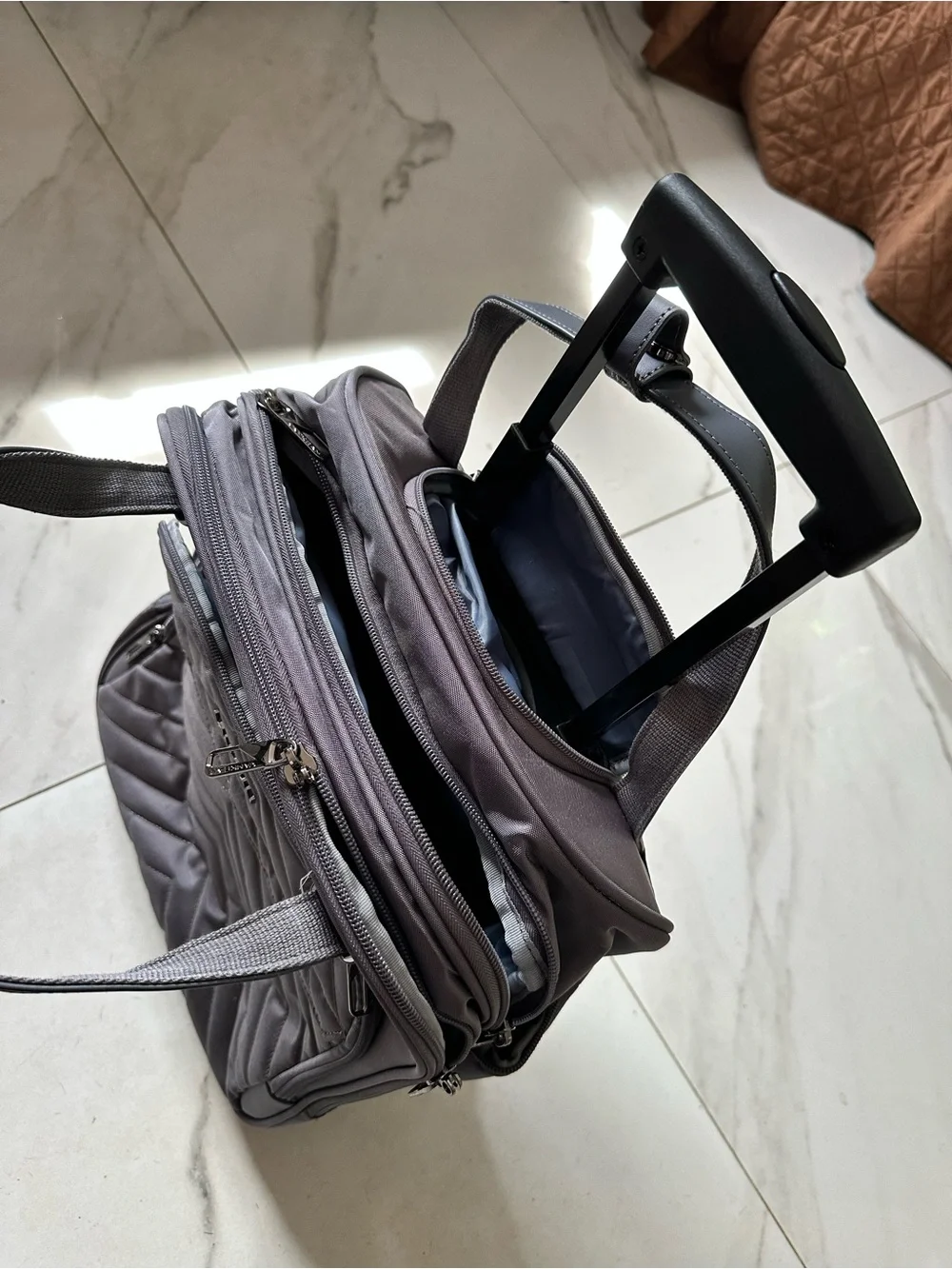 Vankean Quilted Carry-On Travel Bag - Gray